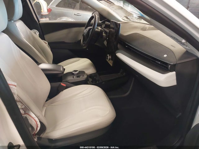 2021 FORD MUSTANG MACH-E 3FMTK3R79MMA04295 Photo 4
