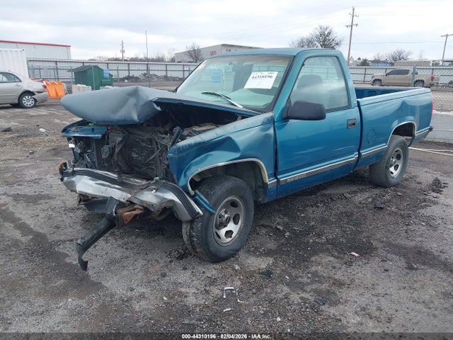 Продаж на аукціоні авто 1998 Gmc Sierra 1500 Sl Wideside, vin: 1GTEC14W2WZ518259, номер лоту: 44310196