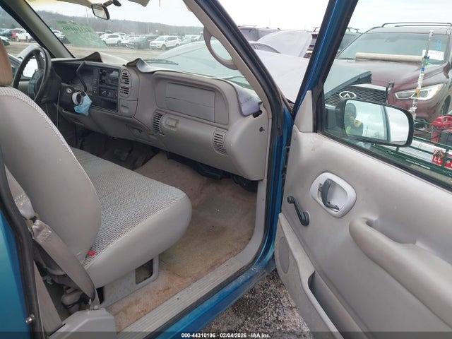 Продаж на аукціоні авто 1998 Gmc Sierra 1500 Sl Wideside, vin: 1GTEC14W2WZ518259, номер лоту: 44310196