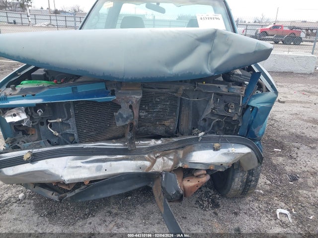 Продаж на аукціоні авто 1998 Gmc Sierra 1500 Sl Wideside, vin: 1GTEC14W2WZ518259, номер лоту: 44310196