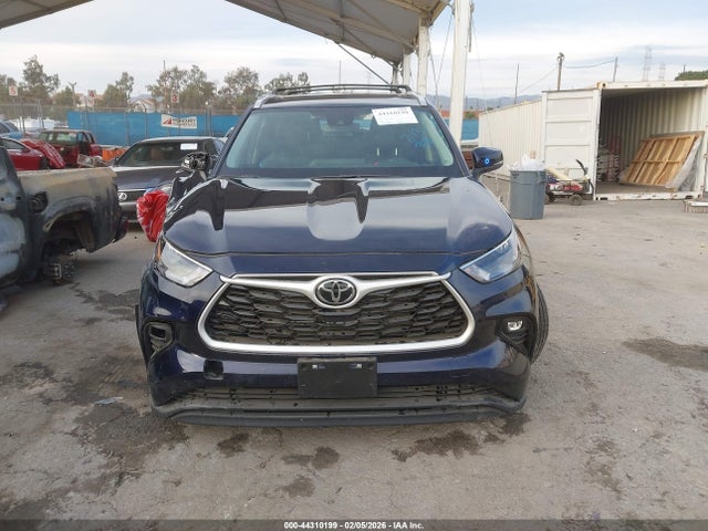 Toyota Highlander Hybrid Xle 2025 5TDKBRCHXSS685360 Image 13