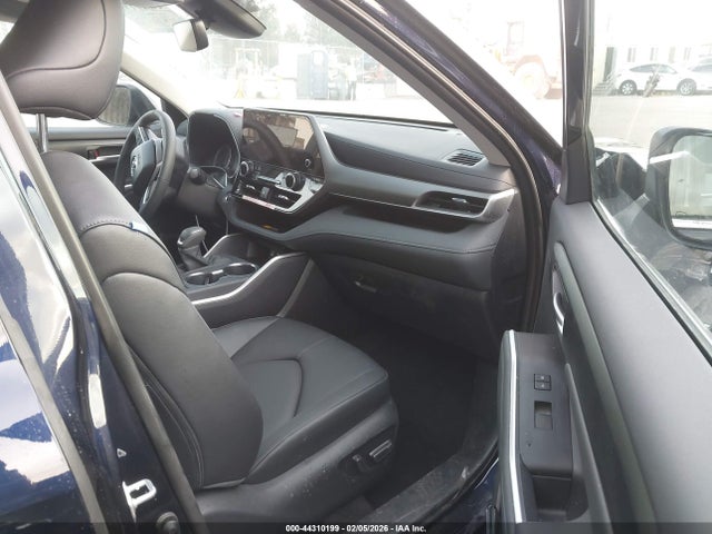 Toyota Highlander Hybrid Xle 2025 5TDKBRCHXSS685360 Image 5