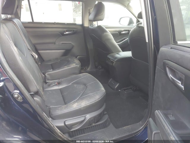 Toyota Highlander Hybrid Xle 2025 5TDKBRCHXSS685360 Image 8