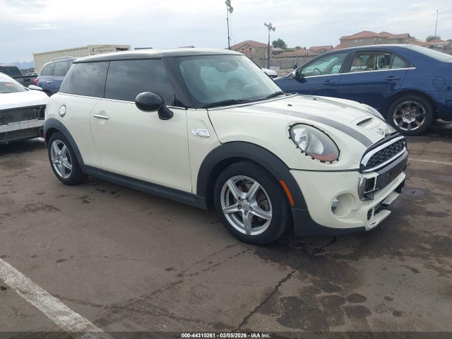 2015 MINI HARDTOP WMWXP7C54F2A41240 Photo 0