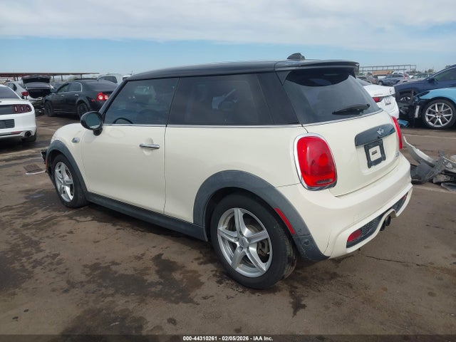 2015 MINI HARDTOP WMWXP7C54F2A41240 Photo 2