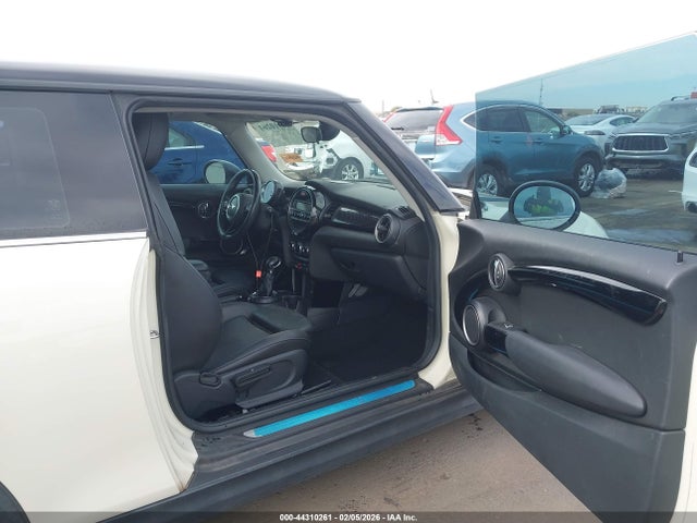 2015 MINI HARDTOP WMWXP7C54F2A41240 Photo 4