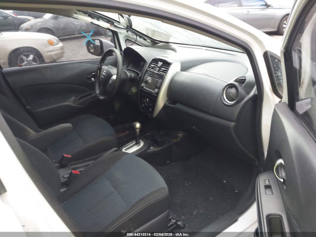 2018 NISSAN VERSA NOTE 3N1CE2CP1JL355253 Photo 4