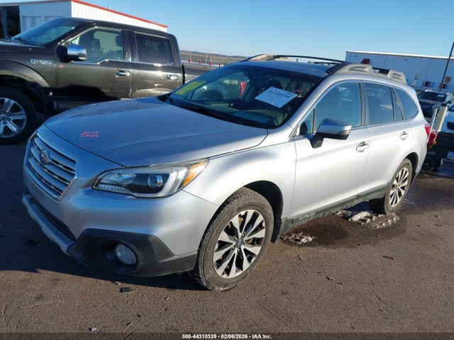 Subaru Outback 2.5i Limited 2015 4S4BSBNC8F3265883 Image 2