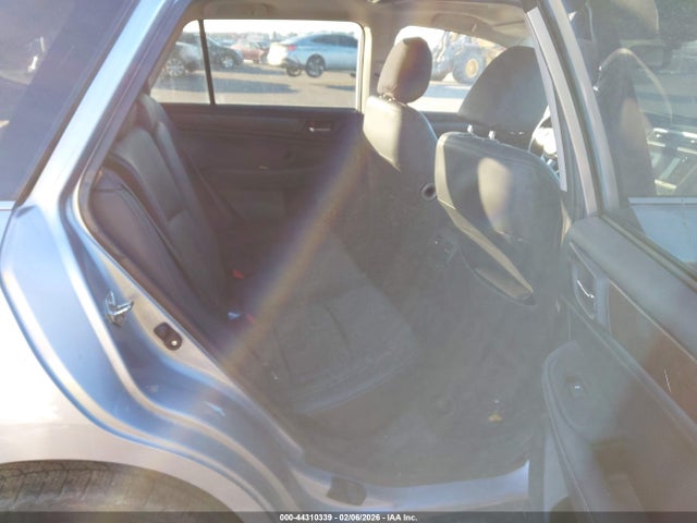 Subaru Outback 2.5i Limited 2015 4S4BSBNC8F3265883 Image 8