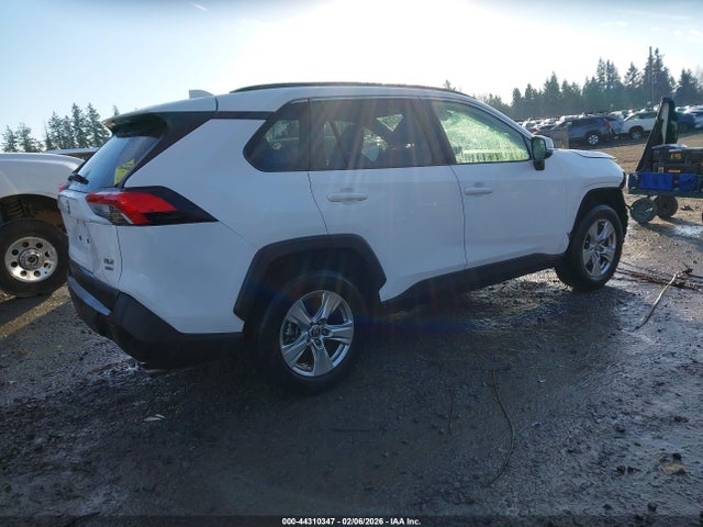 Toyota Rav4 Xle 2020 JTMP1RFV3LD049712 Image 4