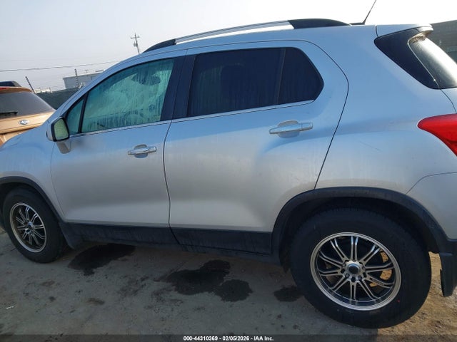 KL7CJLSB2KB816898 Chevrolet Trax Lt