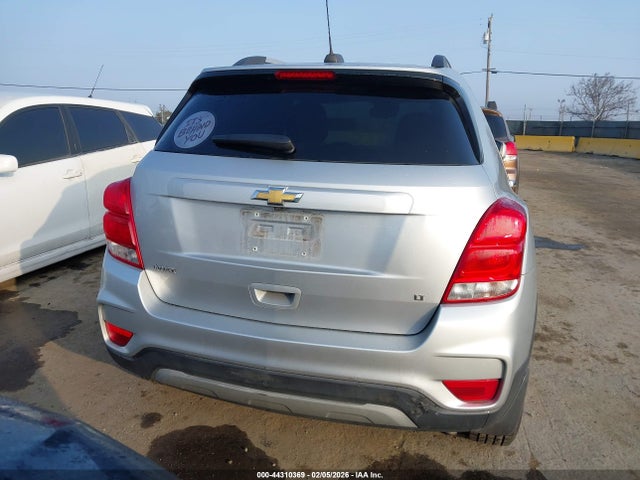 KL7CJLSB2KB816898 Chevrolet Trax Lt