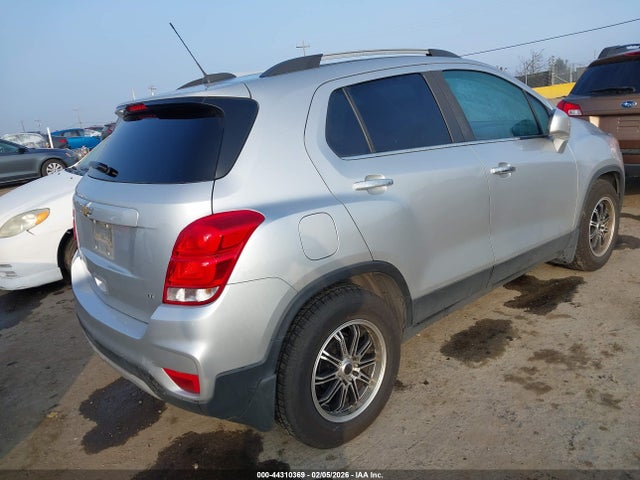 KL7CJLSB2KB816898 Chevrolet Trax Lt