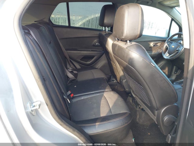 KL7CJLSB2KB816898 Chevrolet Trax Lt
