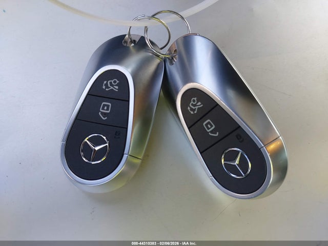 W1KMJ4HB6SF057045 Mercedes-Benz Cle 300 4matic