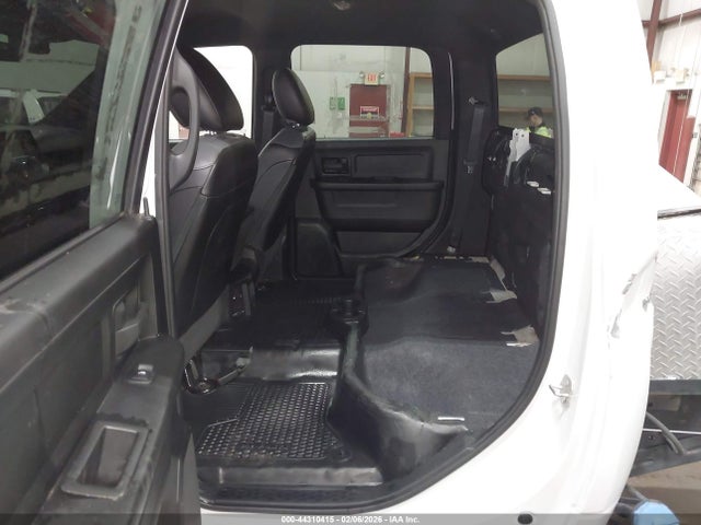 44310415 :رقم المزاد ، 3C7WRNFL7RG172598 vin ، 2024 Ram 5500 Chassis Tradesman/slt/laramie/limited مزاد بيع
