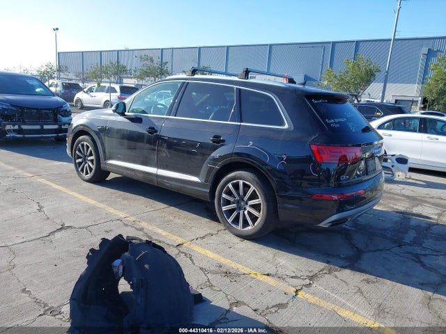 Audi Q7 3.0t Premium 2017 WA1LAAF79HD024249 Image 3