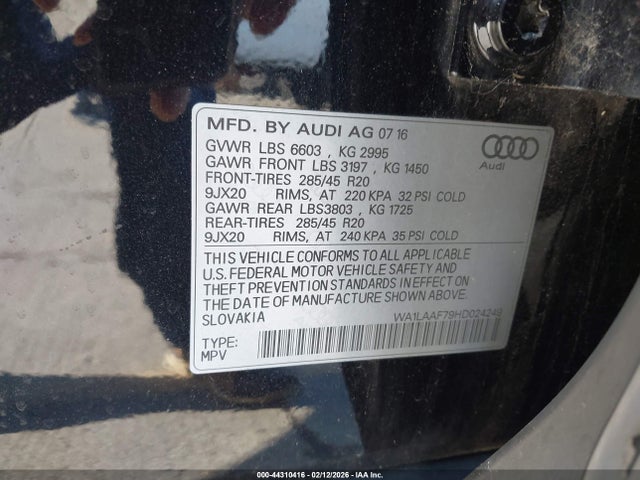 Audi Q7 3.0t Premium 2017 WA1LAAF79HD024249 Image 9
