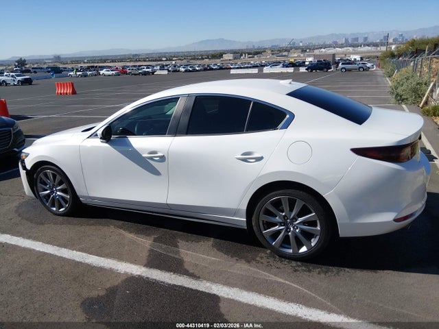 3MZBPADL0KM105438 Mazda Mazda3 Preferred Package