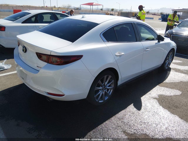 3MZBPADL0KM105438 Mazda Mazda3 Preferred Package