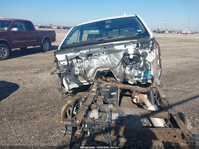 Chevrolet Silverado 1500 2018 3GCUKTEC2JG214128 Image 10