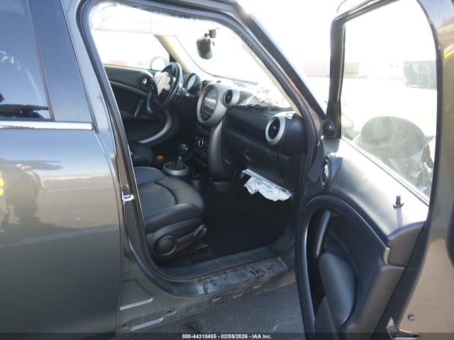 2011 MINI COOPER S COUNTRYMAN WMWZC3C50BWL80512 Photo 4