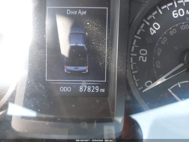 3TMBZ5DNXHM010139 Toyota Tacoma Trd Sport