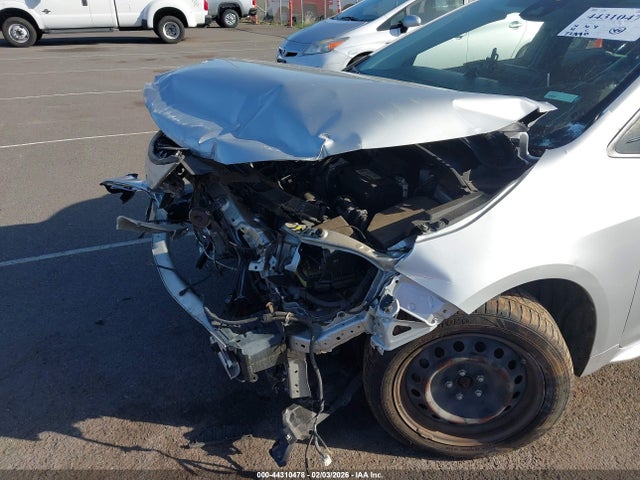 Продажа на аукционе авто 2020 Toyota Corolla Le, vin: JTDEPRAE4LJ081521, номер лота: 44310478