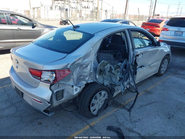 3KPA24AD9ME371128 KIA RIO S