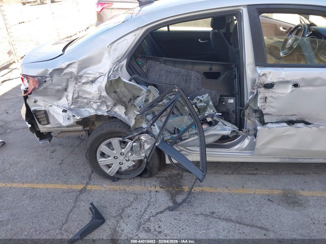 3KPA24AD9ME371128 KIA RIO S