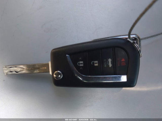 4T1C11AK5MU476514 Toyota CAMRY LE