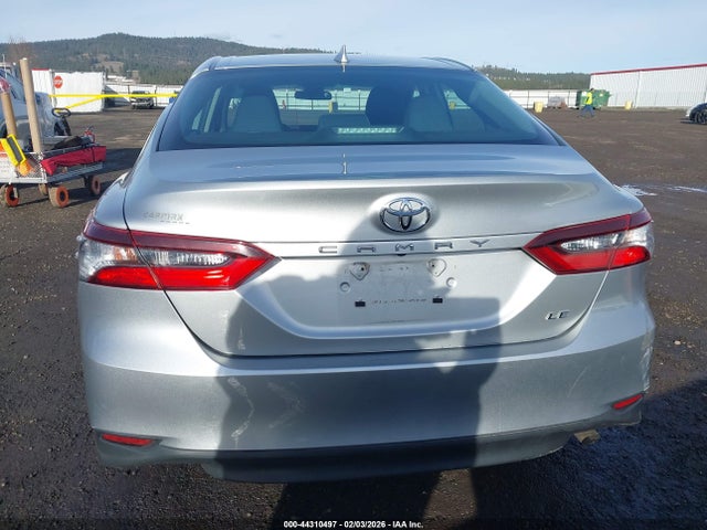 4T1C11AK5MU476514 Toyota CAMRY LE