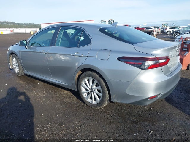 4T1C11AK5MU476514 Toyota CAMRY LE