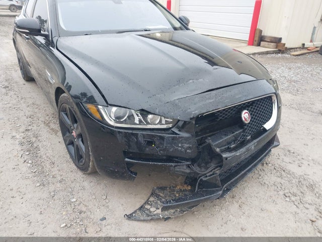 2017 JAGUAR XE SAJAE4BG9HA965292 Photo 5