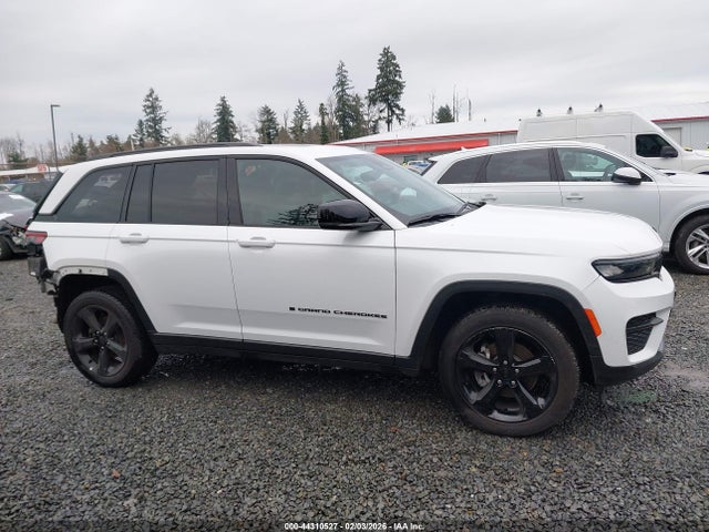 1C4RJHAG8RC704215 Jeep Grand Cherokee Altitude X 4x4
