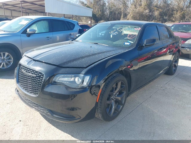 2C3CCABG5JH244958 Chrysler 300 300s