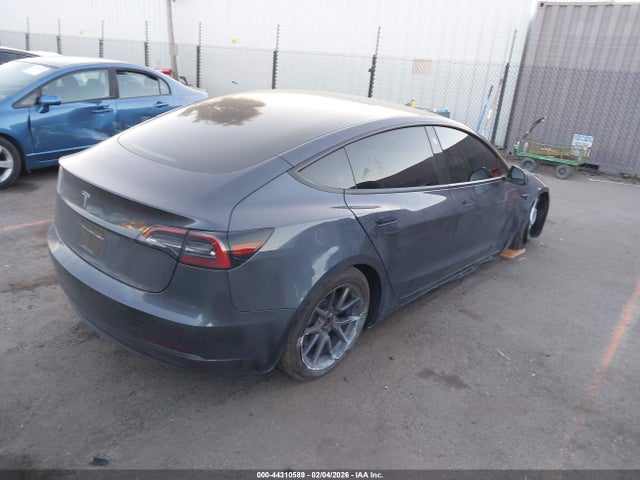 2023 TESLA MODEL 3 5YJ3E1EA4PF683046 Photo 3