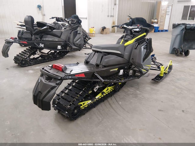 SN1TDV8R9NC817472 Polaris Indy 850 Xc