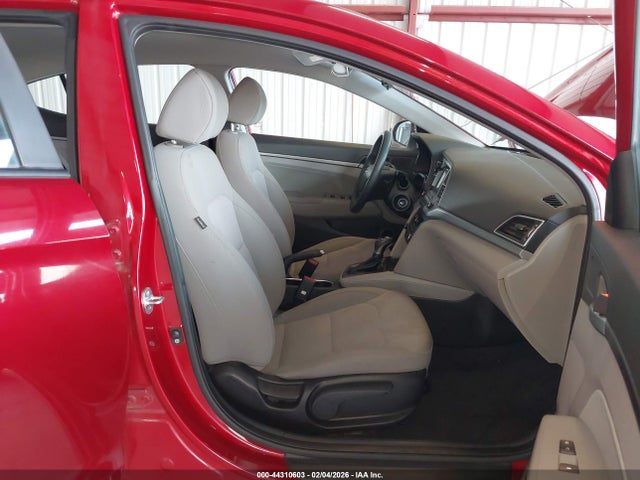 KMHD84LF9JU598810 Hyundai ELANTRA SEL