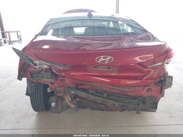KMHD84LF9JU598810 Hyundai ELANTRA SEL