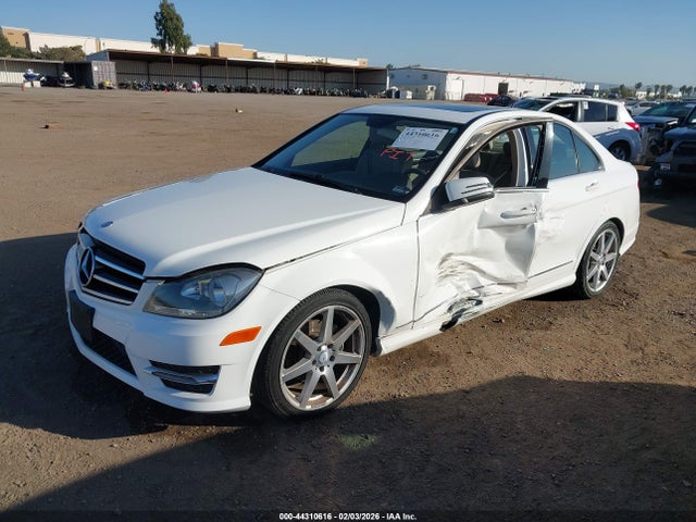 Aukcja sprzedaży 2014 Mercedes-benz C 250 Sport, vin: WDDGF4HB2EA953651, numer aukcji: 44310616
