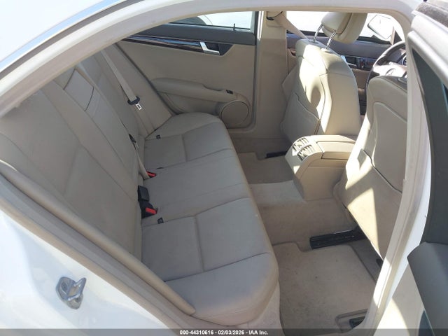 Aukcja sprzedaży 2014 Mercedes-benz C 250 Sport, vin: WDDGF4HB2EA953651, numer aukcji: 44310616