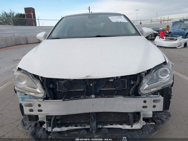 Lexus CT 200H 2017 JTHKD5BH5H2291915 Image 13