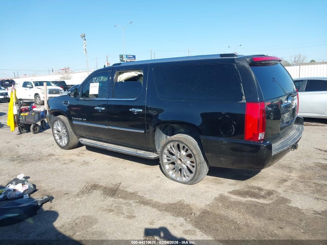 44310625 :رقم المزاد ، 1GYFC66848R232281 vin ، 2008 Cadillac Escalade Esv مزاد بيع