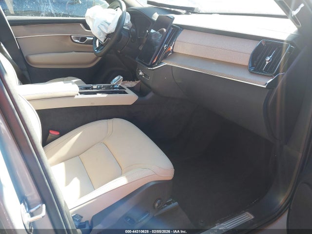 Продажа на аукционе авто 2026 Volvo Xc90 Plus, B6 Awd Gas (mild Hybrid), Gasoline, Bright, 7 Seats, vin: YV4062PE9T1457414, номер лота: 44310628