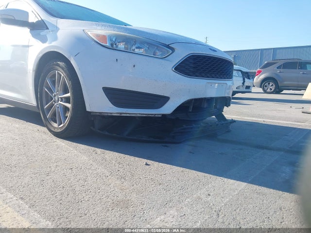 1FADP3K24GL246934 Ford FOCUS SE