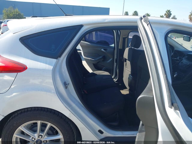 1FADP3K24GL246934 Ford FOCUS SE