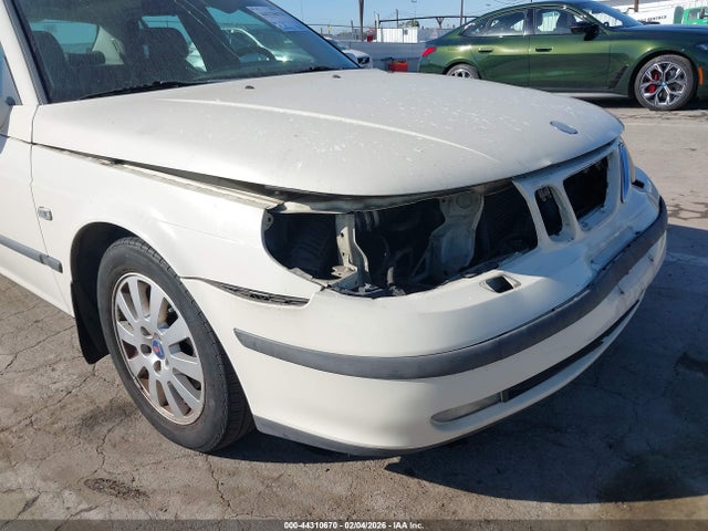 2002 SAAB 9-5 YS3EB45E223040747 Photo 5