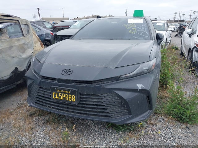 44310675 :رقم المزاد ، 4T1DAACKXSU621545 vin ، 2025 Toyota Camry Le مزاد بيع