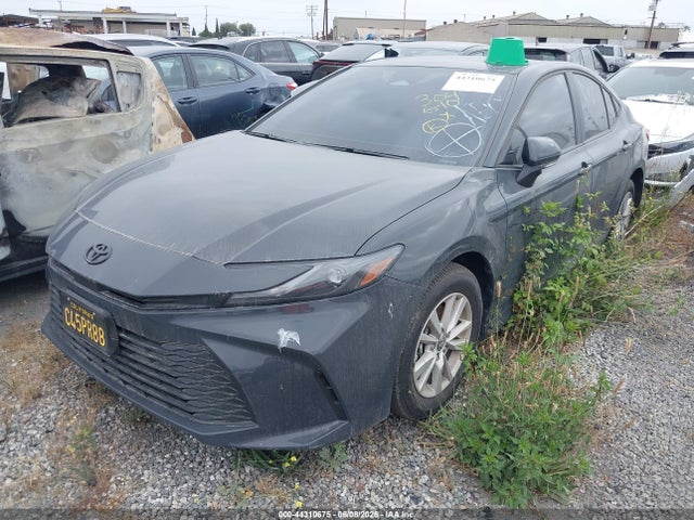 44310675 :رقم المزاد ، 4T1DAACKXSU621545 vin ، 2025 Toyota Camry Le مزاد بيع